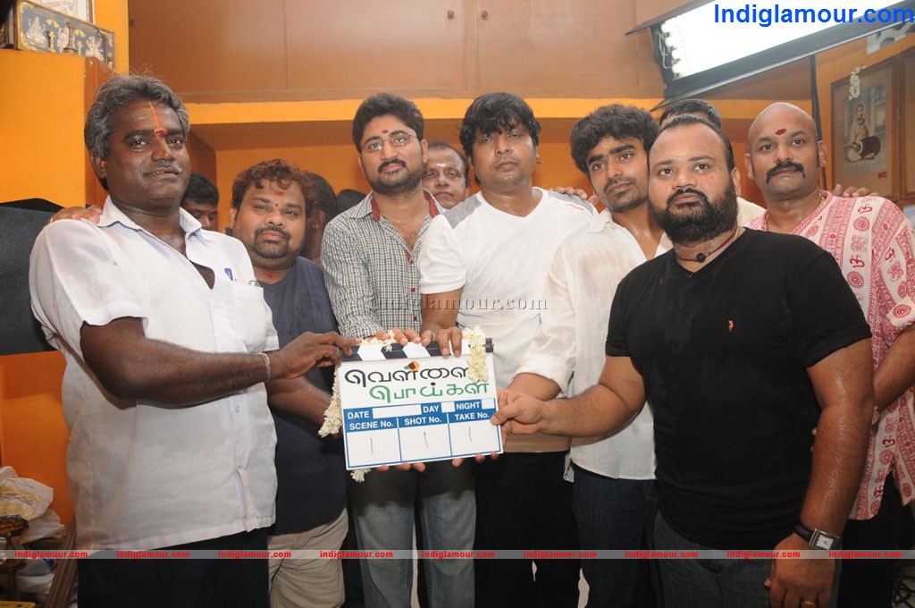 Vellai Poigal Movie Pooja Event hd photo