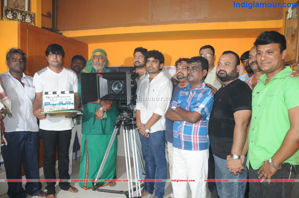 Vellai Poigal Movie Pooja Event hd photo