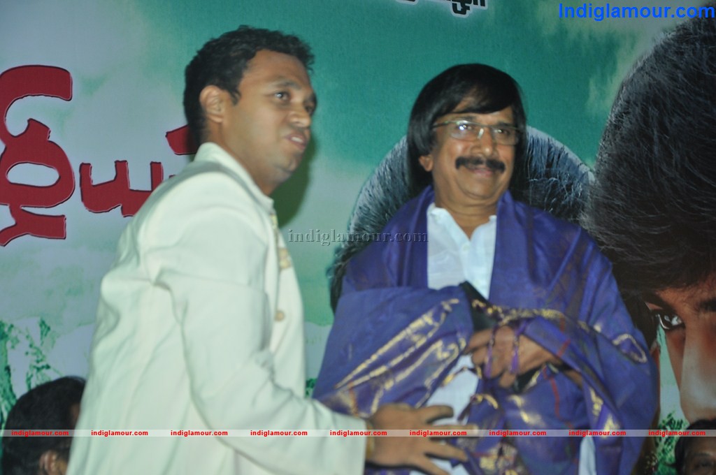 Madhavanum Malarvizhiyum Movie Audio Launch Event hd photo