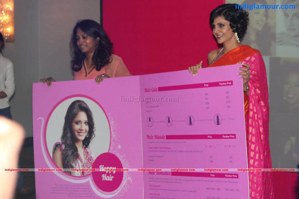 Mandira Bedi Launch Naturals W Images Event hd photo