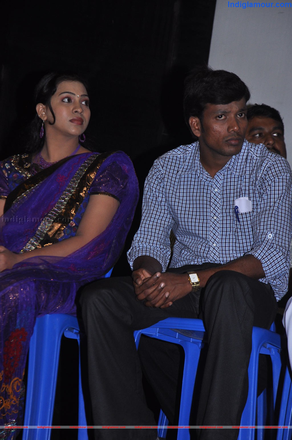 Padikkira Vayasula Audio Launch Event hd photo