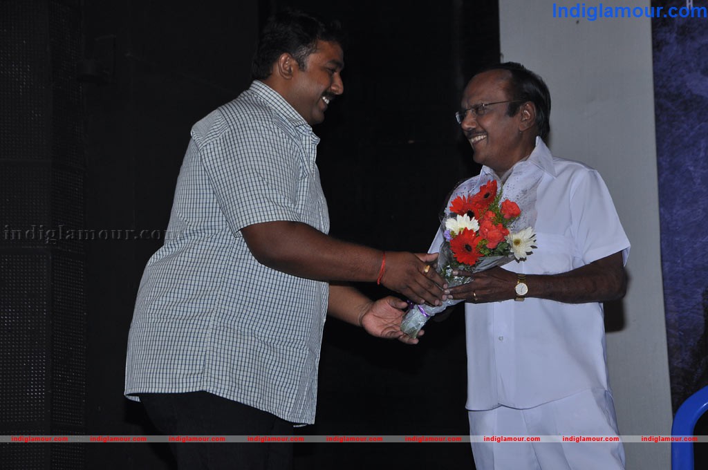 Padikkira Vayasula Audio Launch Event hd photo