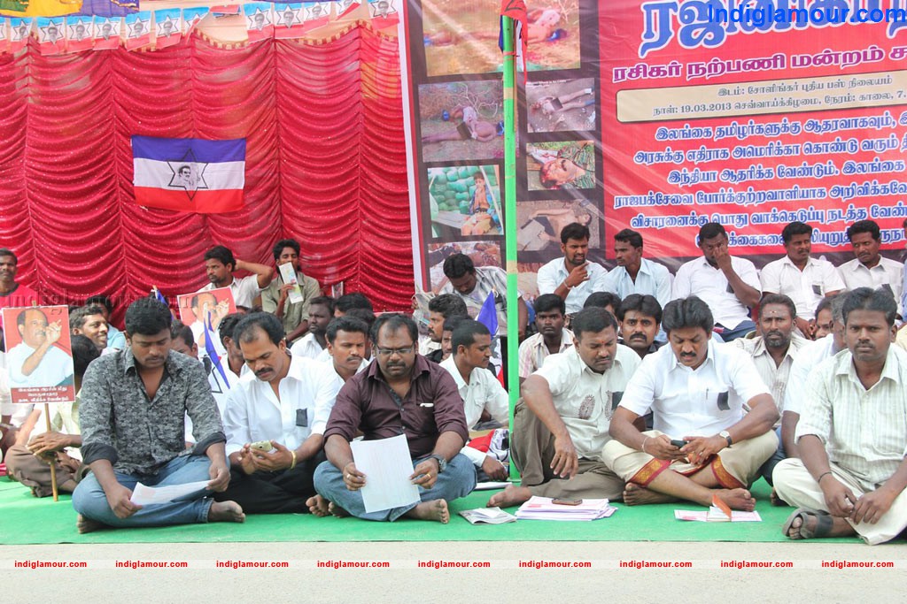 Rajini Fans Fasting Event hd photo