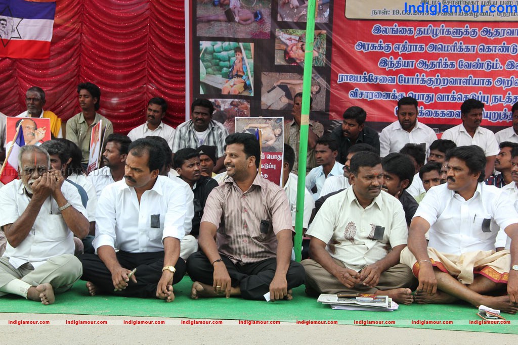 Rajini Fans Fasting Event hd photo