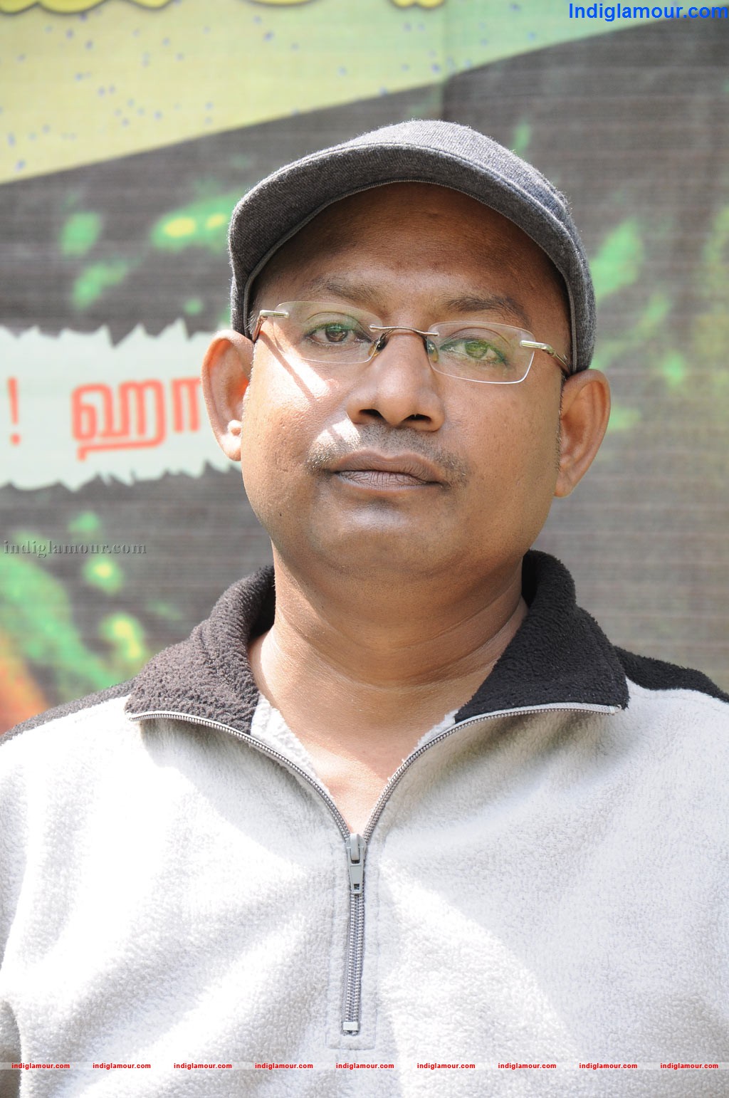 Garuda Paravai Press Meet Event hd photo