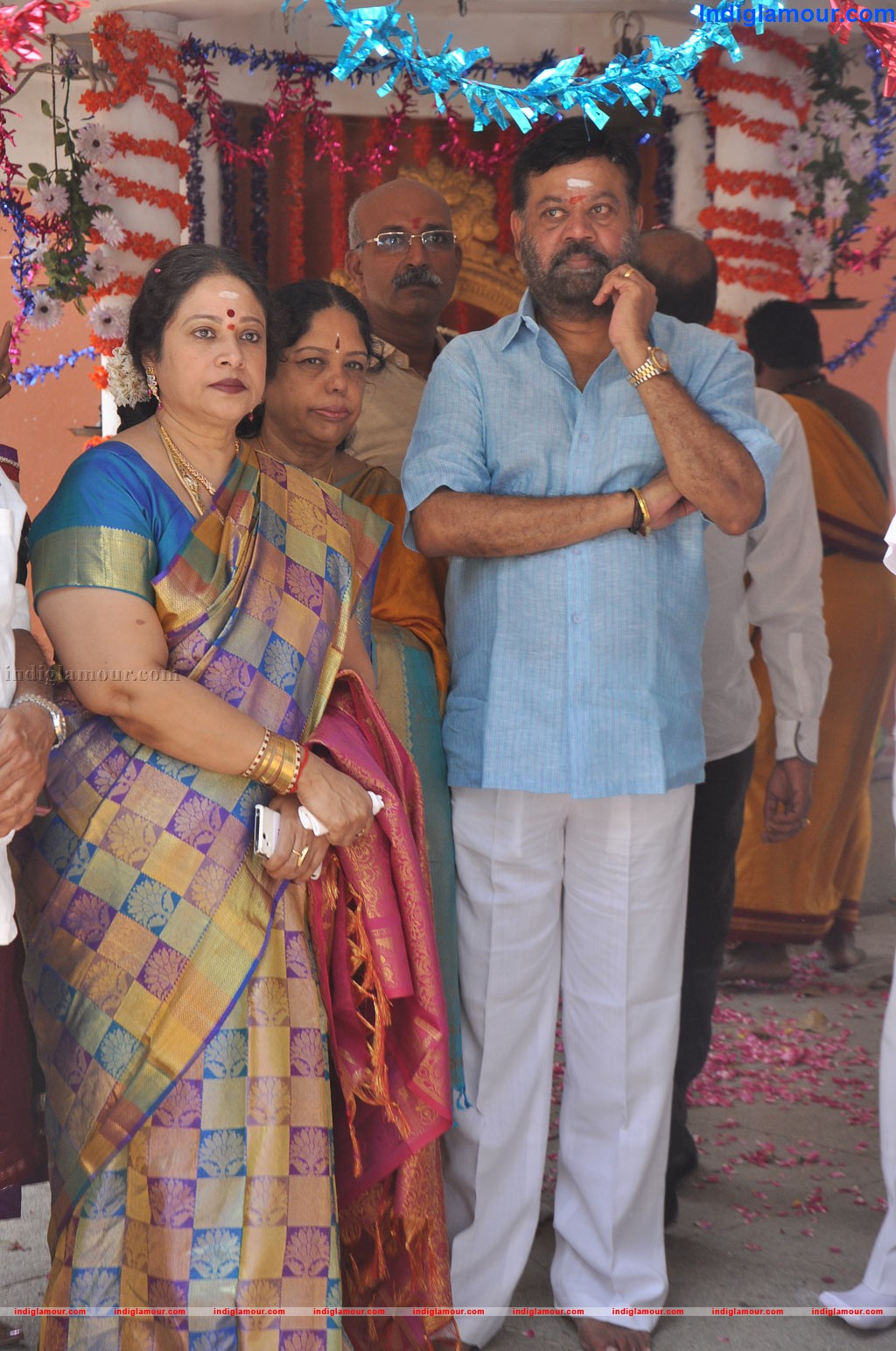Thaaru Maaru Movie Launch Event hd photo