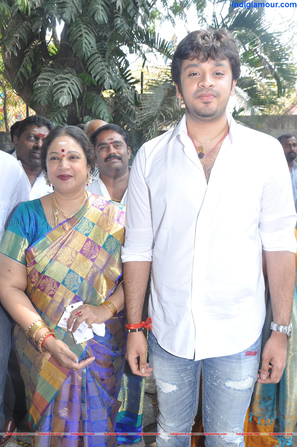 Thaaru Maaru Movie Launch Event hd photo