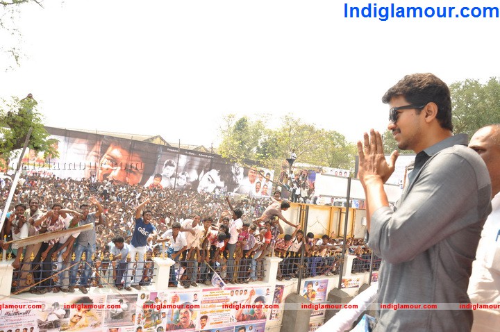 Vijay Solemnises 11 Weddings Event hd photo