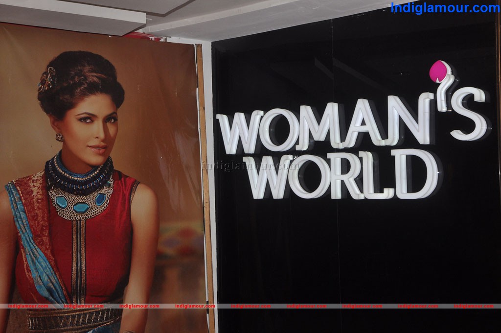 Womens World Store Launched by Parvathy Omanakuttan Event hd photo