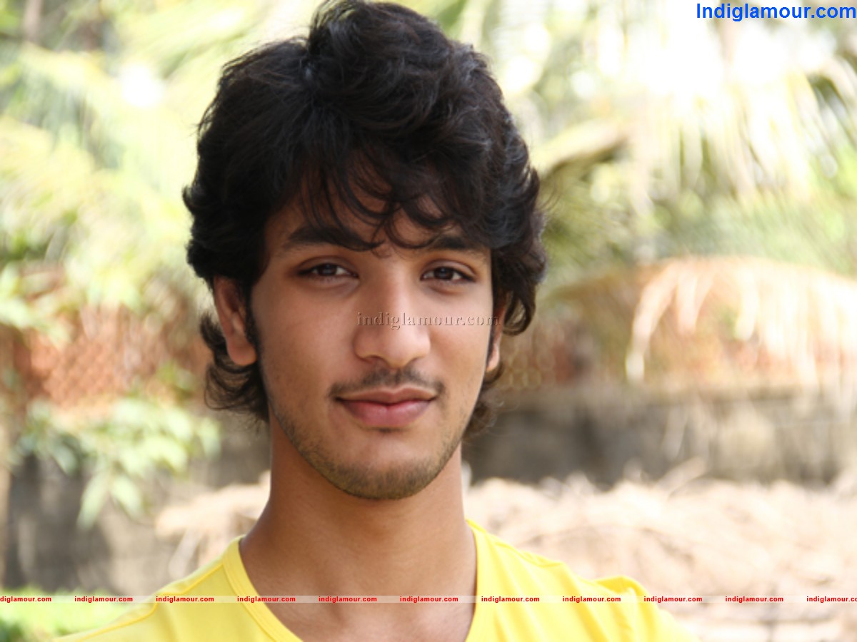 Gautham Karthik New Movie Launch Event hd photo