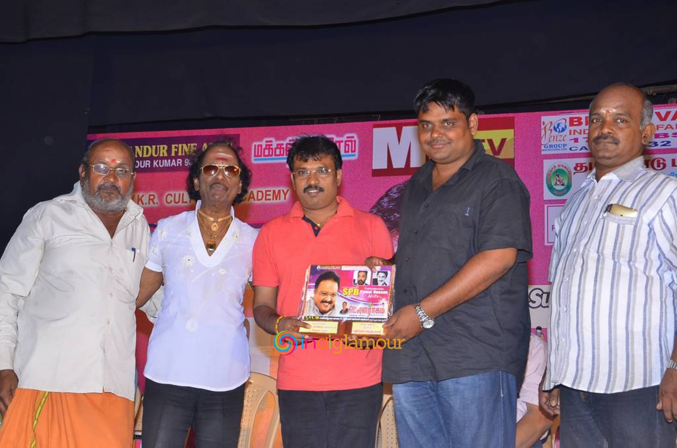 Benze Vaccations Club Awards Event hd photo