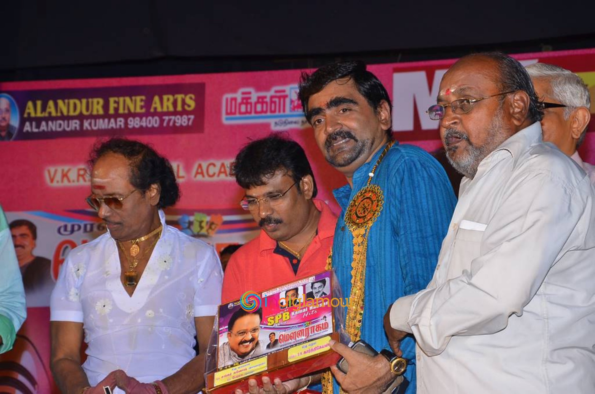 Benze Vaccations Club Awards Event hd photo