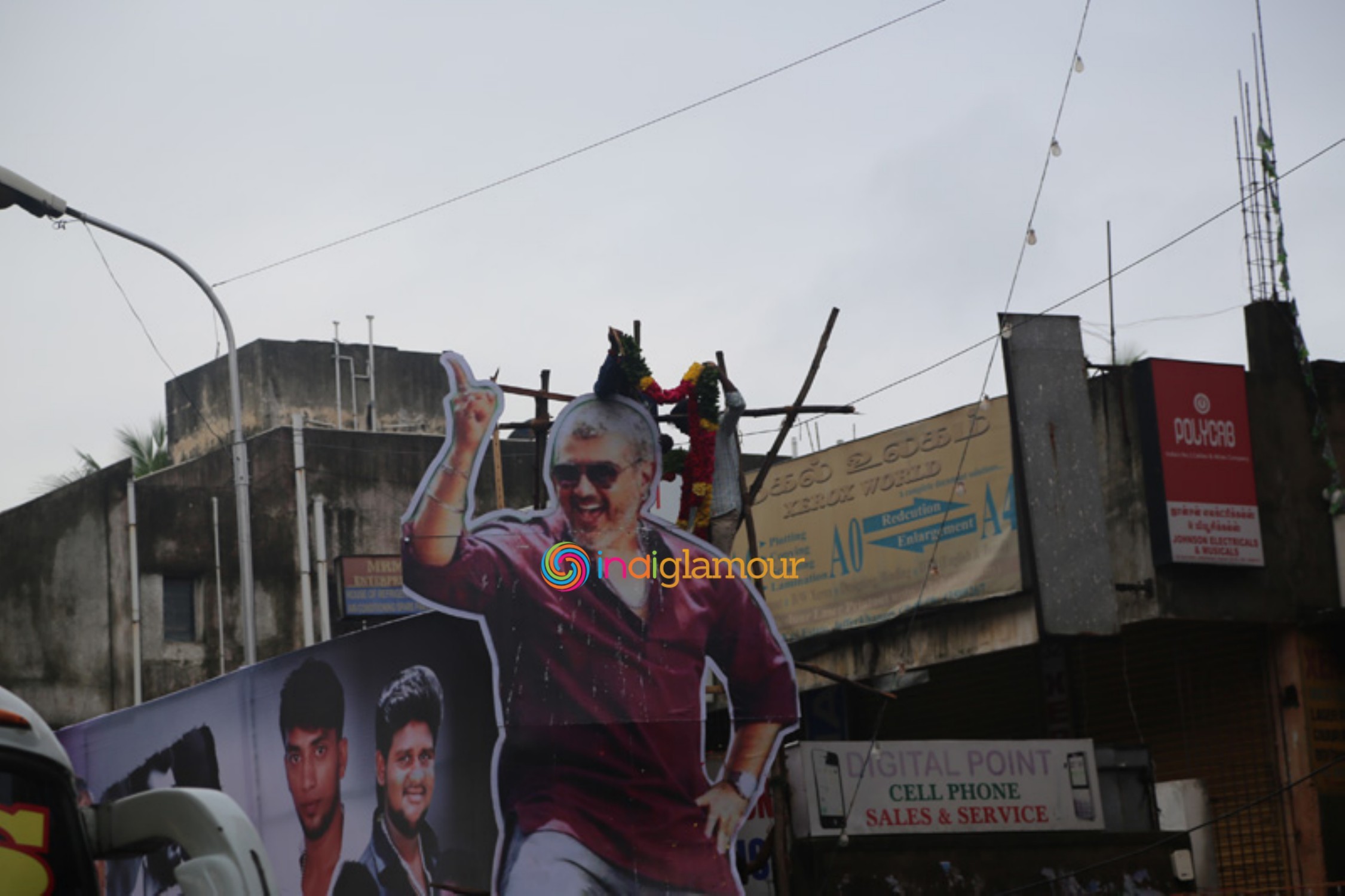 Ajith Fans Celebrate Vedalam Release at Kasi Theatre Event hd photo