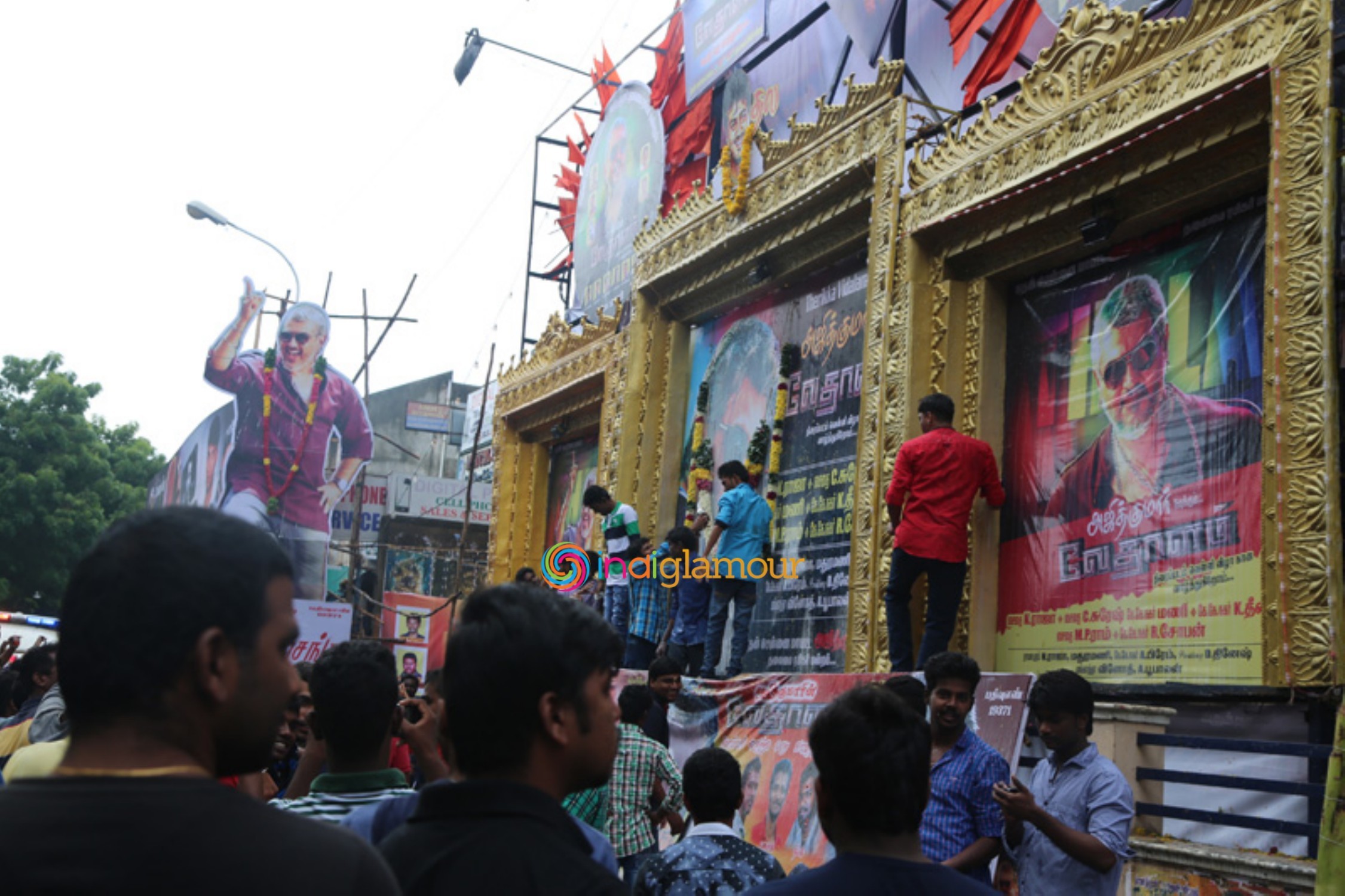 Ajith Fans Celebrate Vedalam Release at Kasi Theatre Event hd photo
