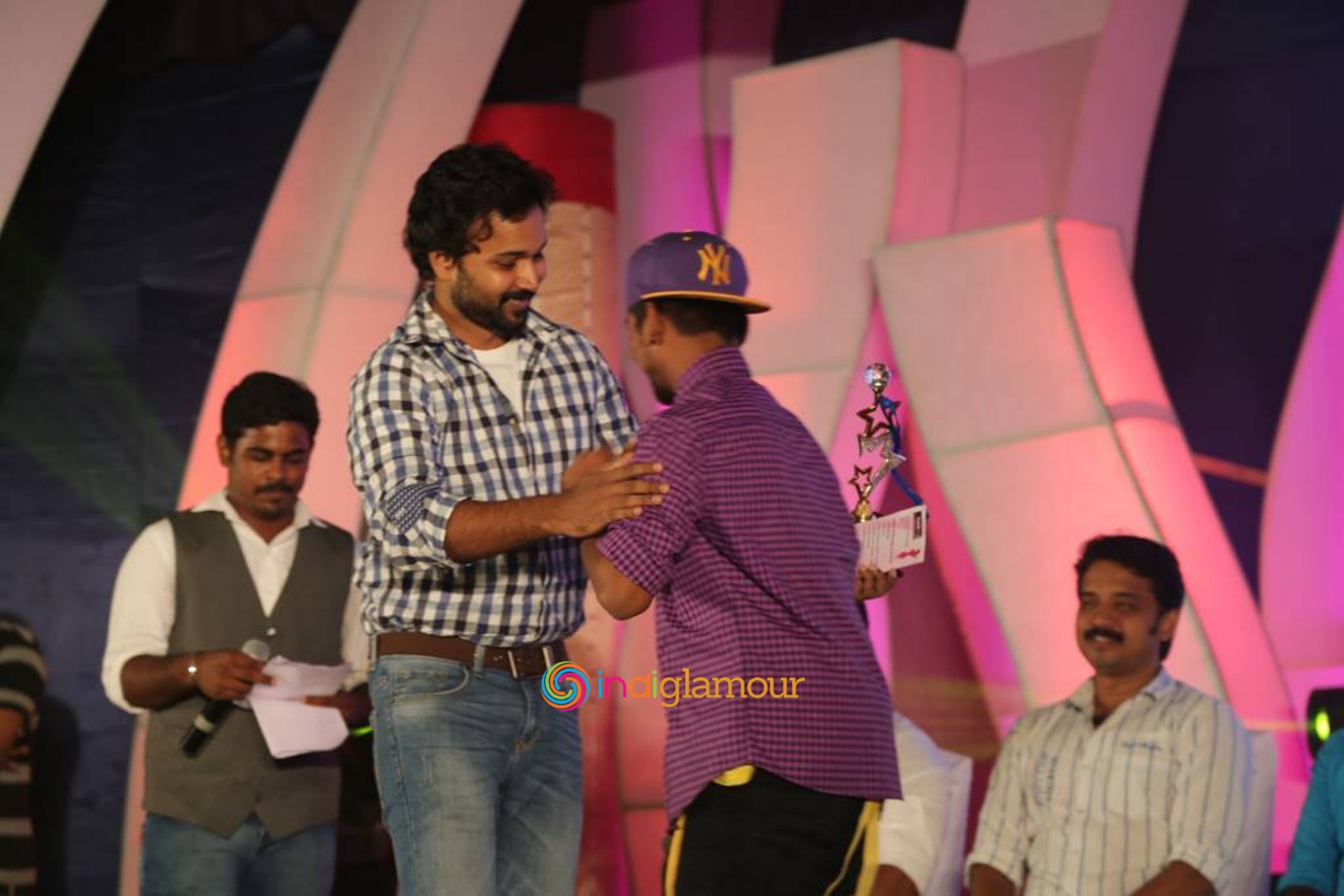 Floor Rulerz 2015 Season 2 Event Event hd photo