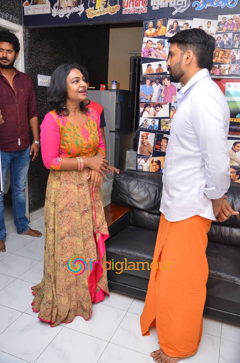 Chillunu Oru Concert Poster Launch Event hd photo
