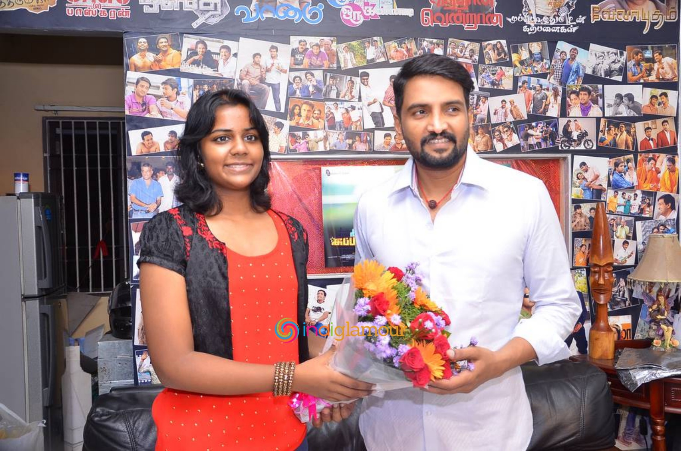 Chillunu Oru Concert Poster Launch Event hd photo