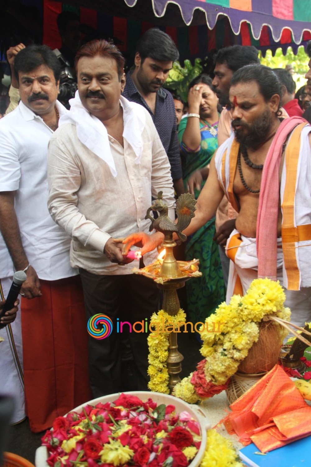 Thamizhan Endru Sollu Pooja Photos Event hd photo
