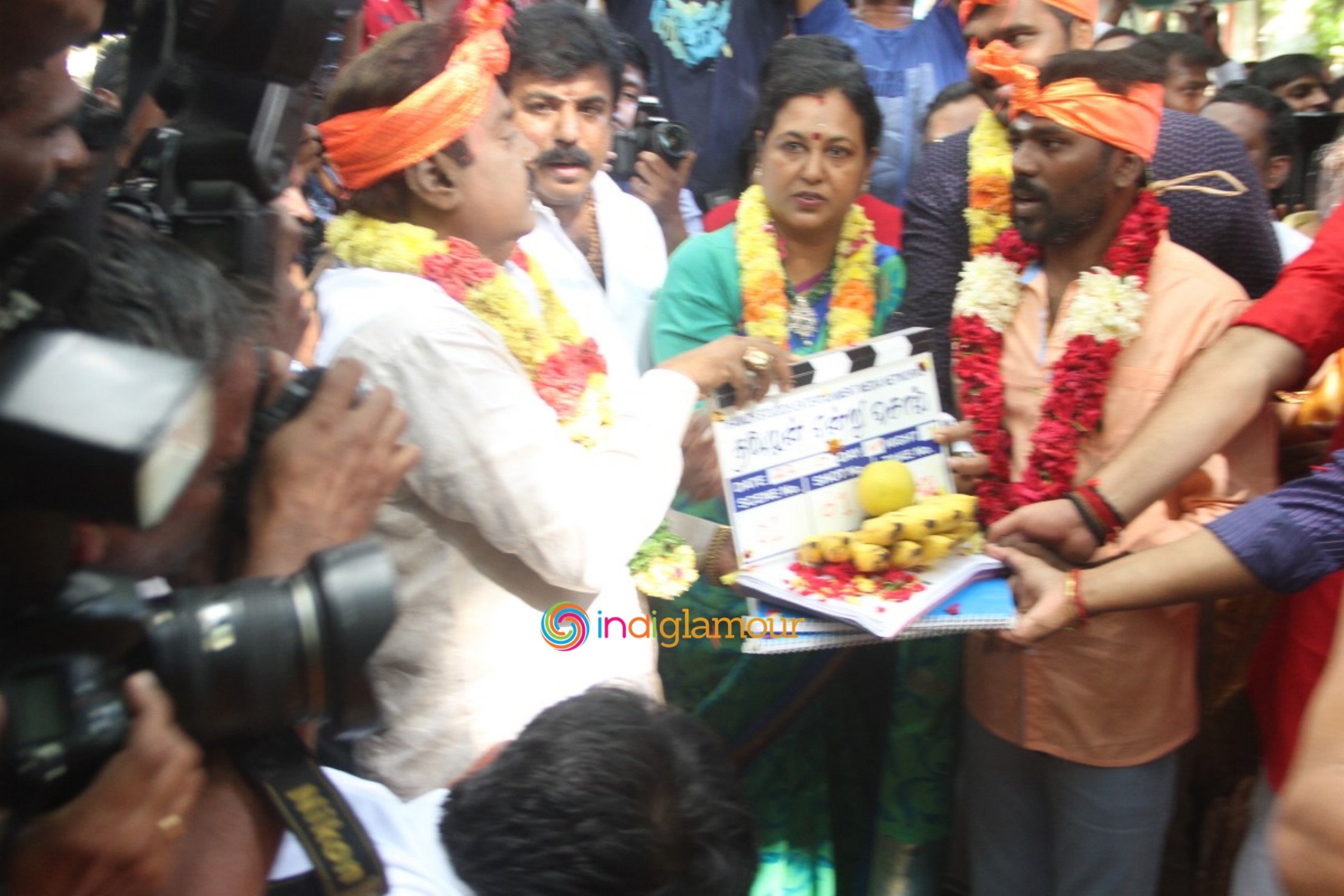 Thamizhan Endru Sollu Pooja Photos Event hd photo