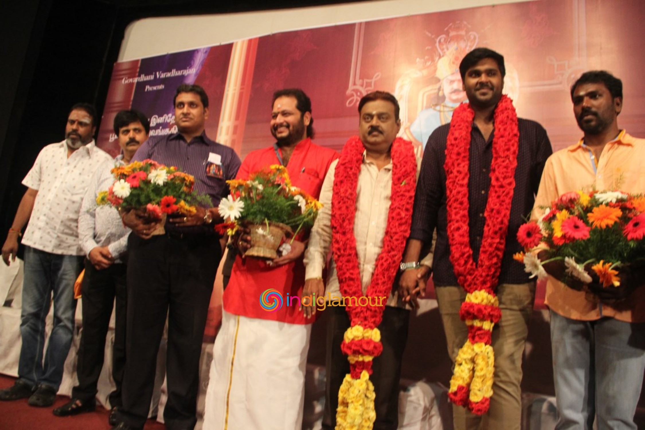 Thamizhan Endru Sollu Pooja Photos Event hd photo