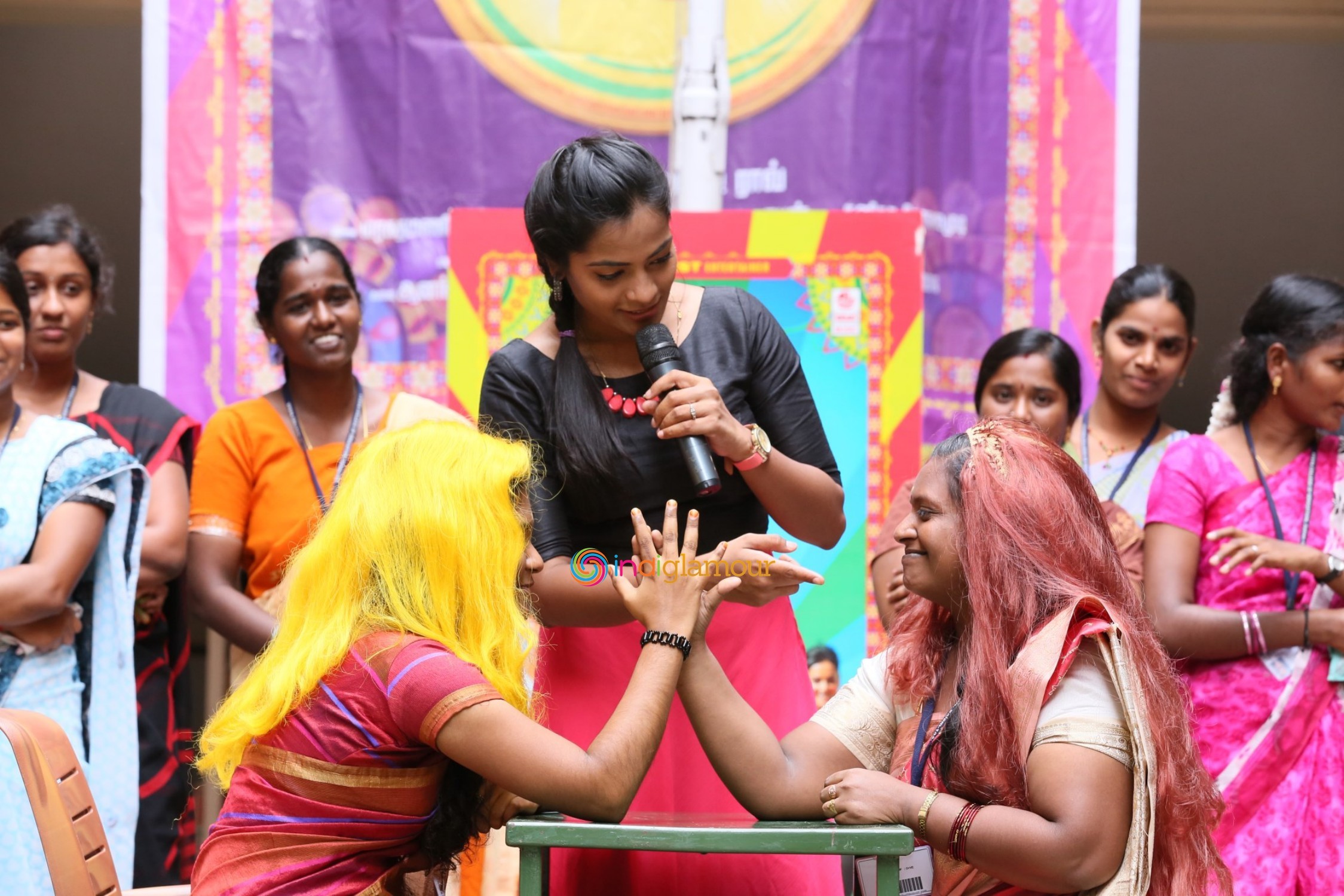 Inji Iduppazhagi Movie Promotion Event hd photo