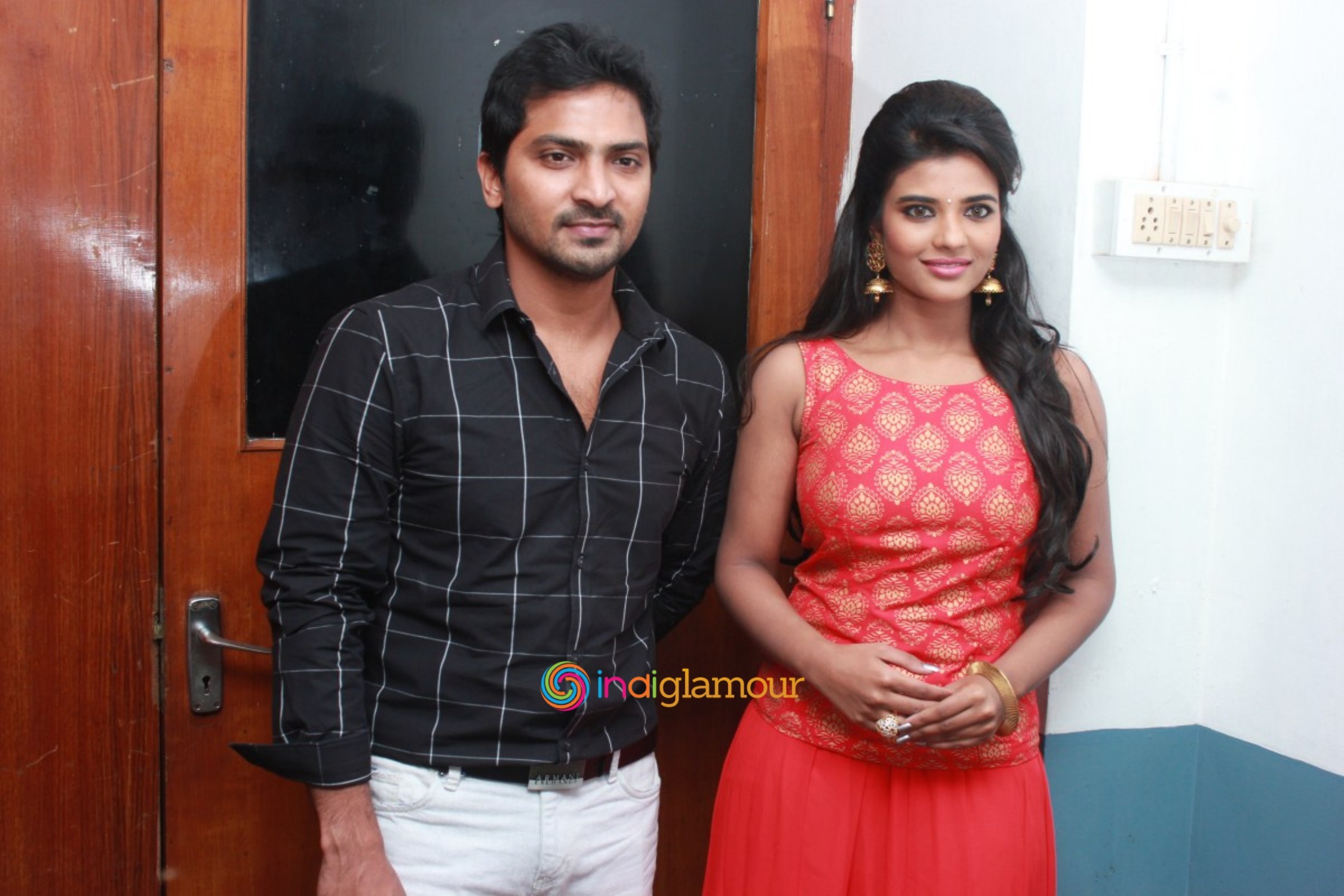 Hello Naan Pei Pesuren Movie Audio Launch Event hd photo