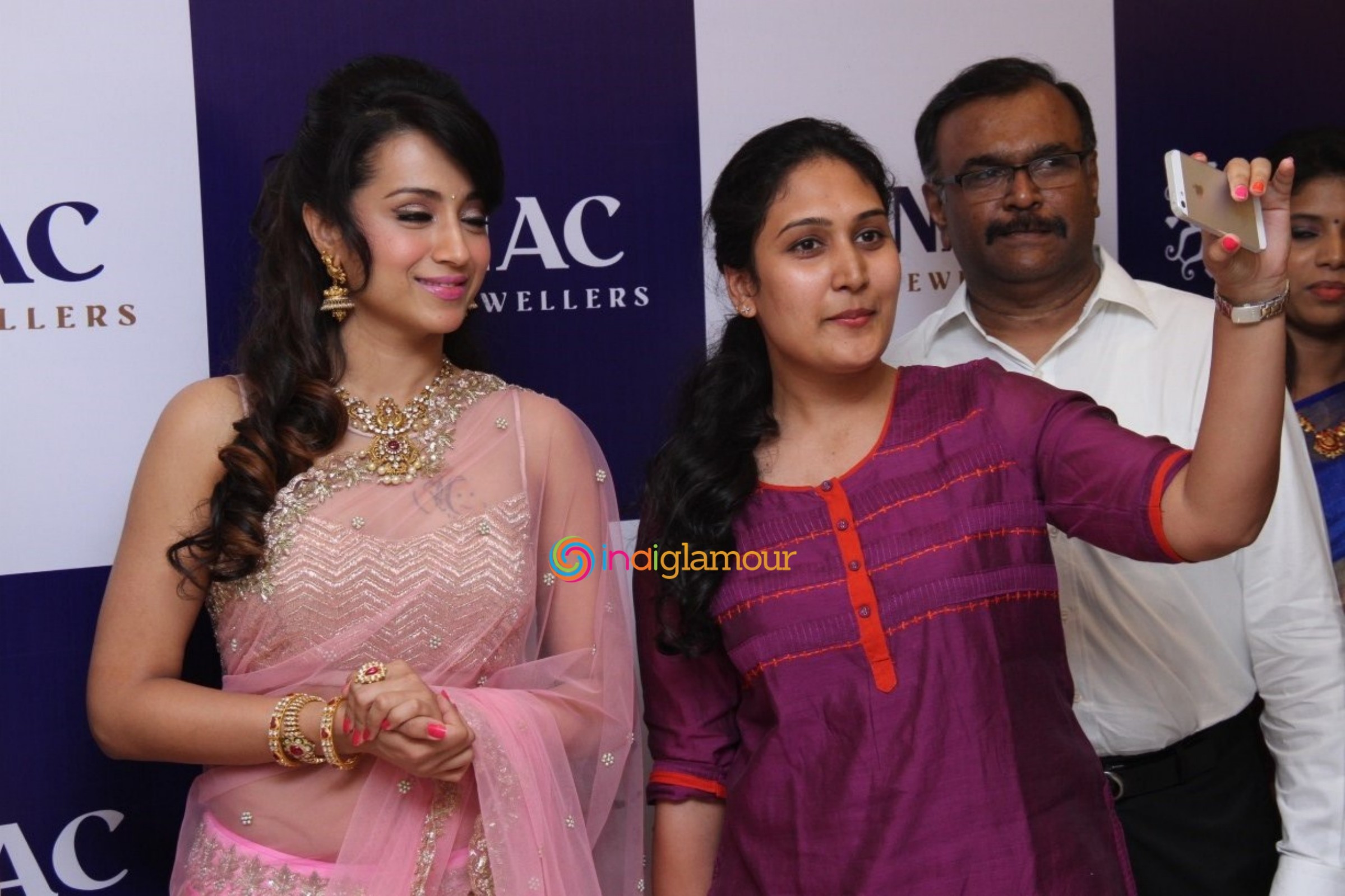 Trisha Launches NAC Jewellers in Perambur Chennai Event hd photo