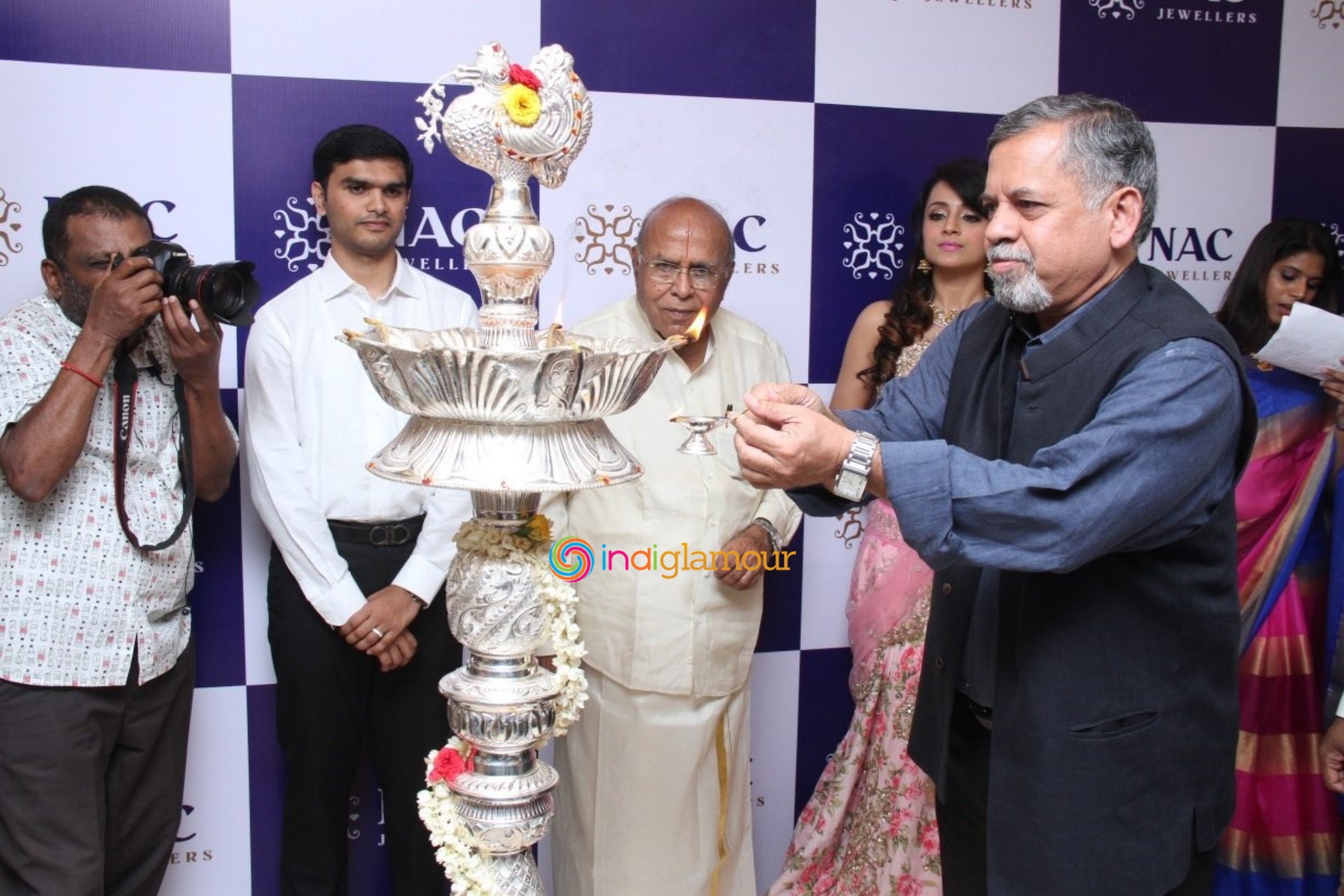 Trisha Launches NAC Jewellers in Perambur Chennai Event hd photo