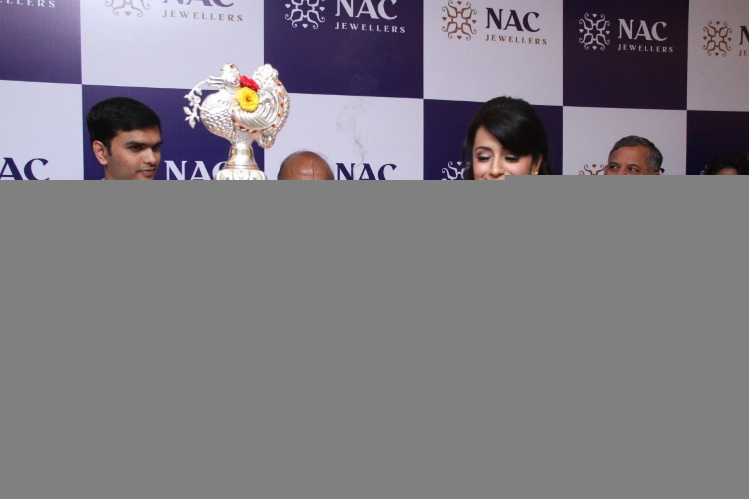 Trisha Launches NAC Jewellers in Perambur Chennai Event hd photo