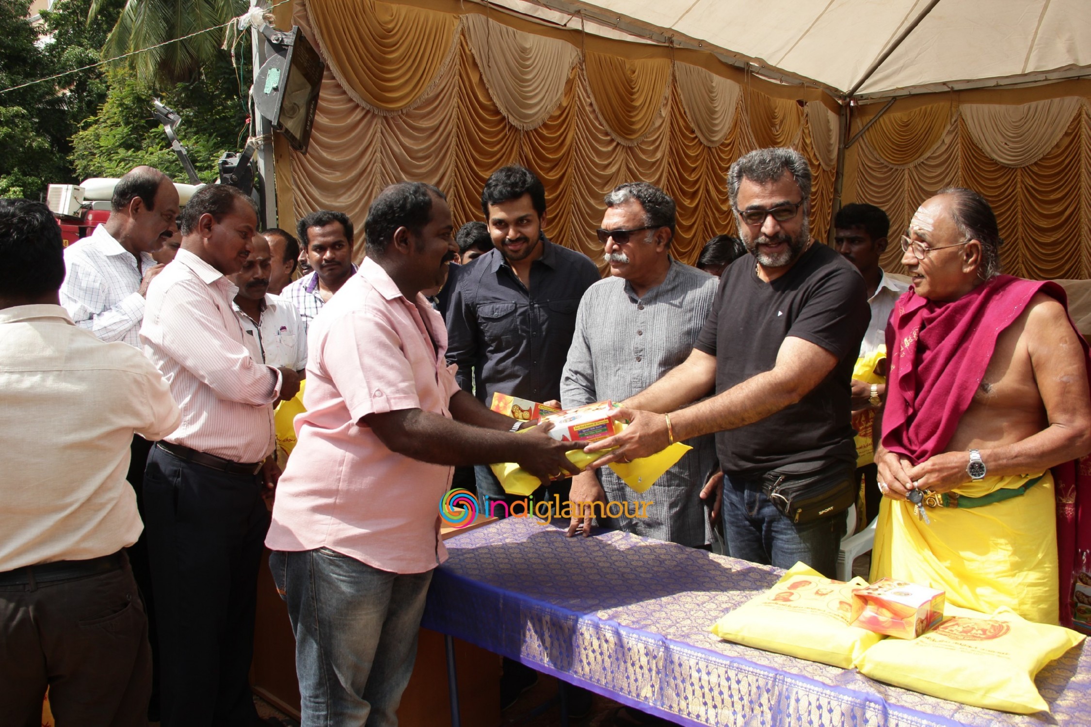 Nadigar Sangam's Diwali Gift Sweet Box,Shirt,Saree,Veshti Distribution Event (1) Event hd photo
