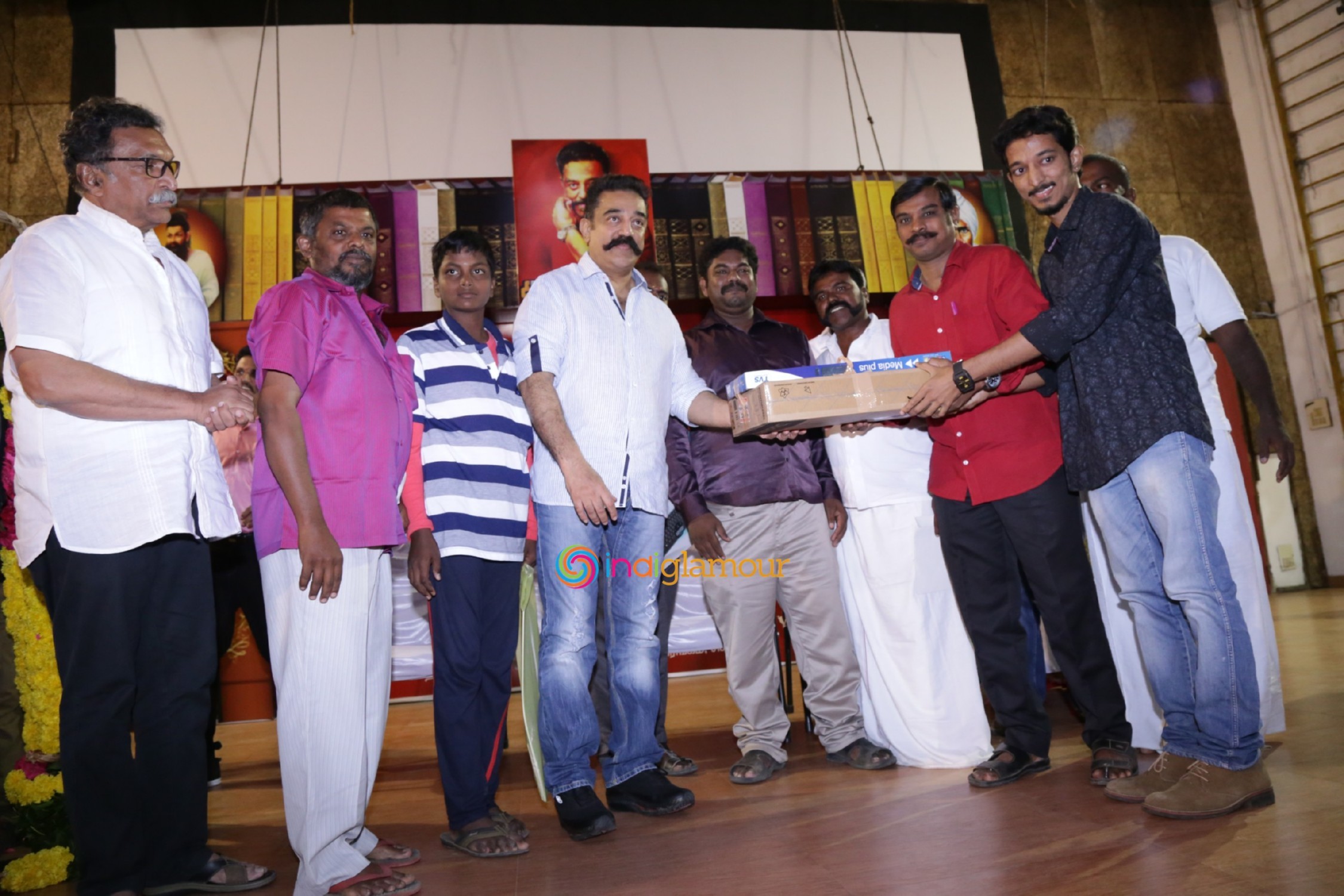 Actor Kamal Haasan Birthday Celebration And Narpani Mandram Welfare Activities Event Event hd photo