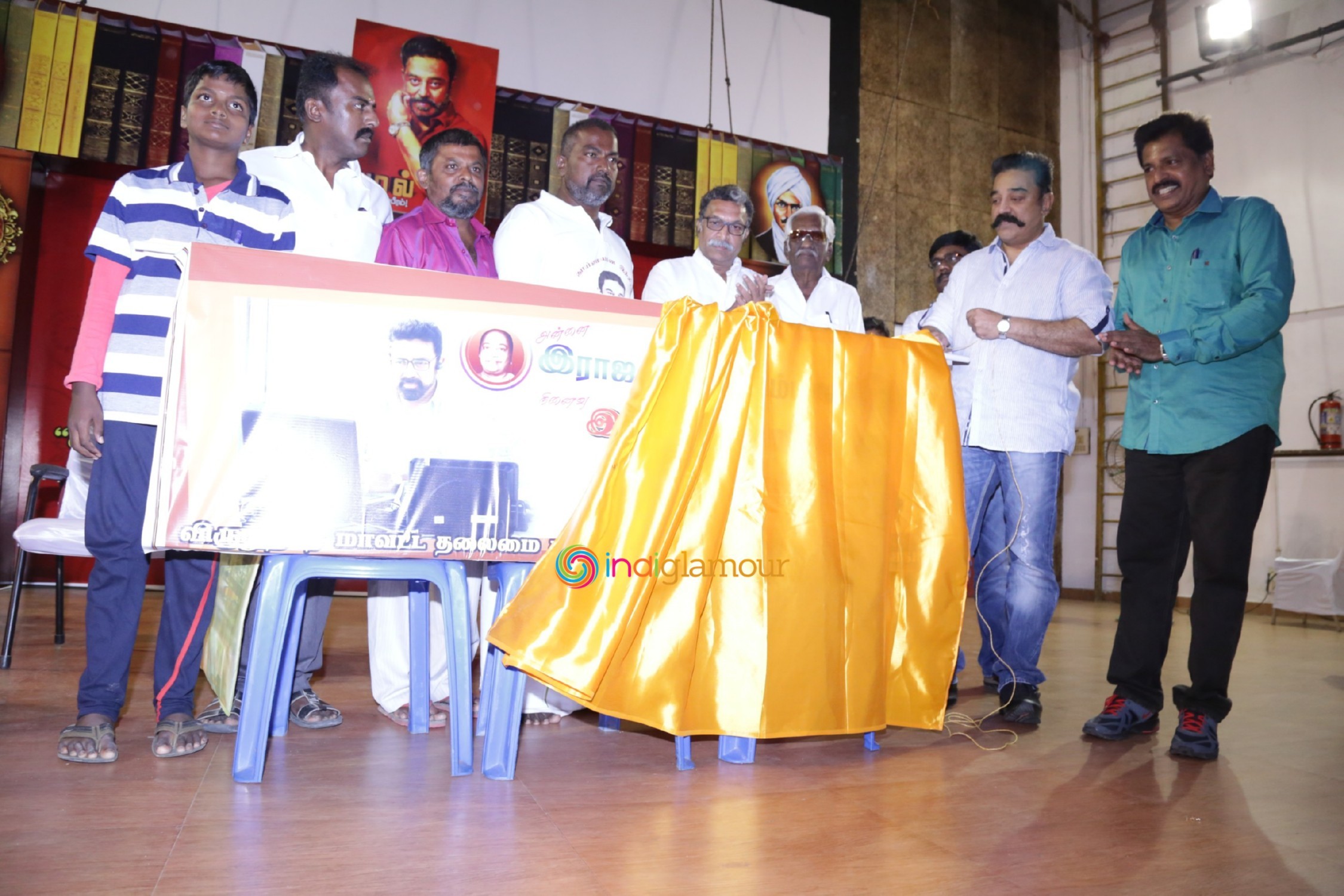 Actor Kamal Haasan Birthday Celebration And Narpani Mandram Welfare Activities Event Event hd photo