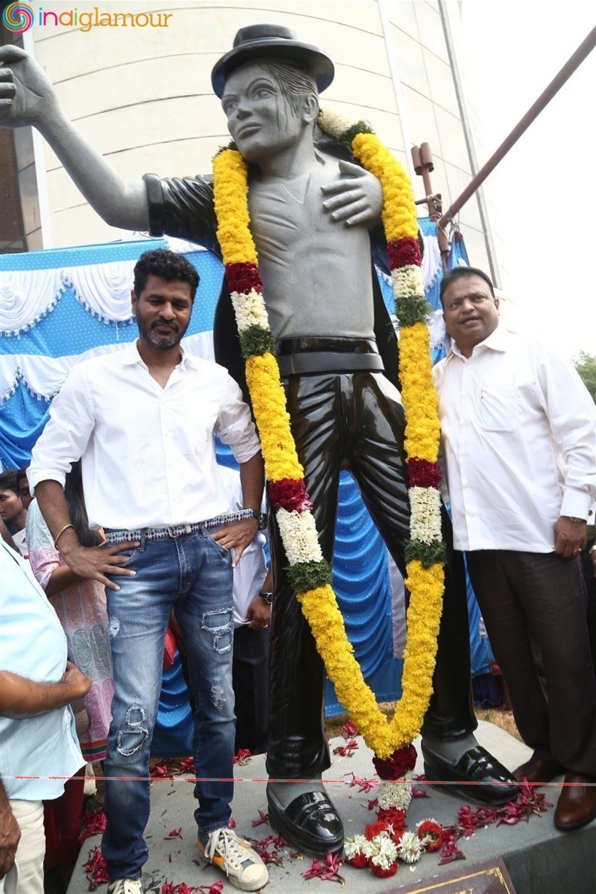 Michael Jackson Granite Statue Inauguration by Prabhu Deva Event hd photo