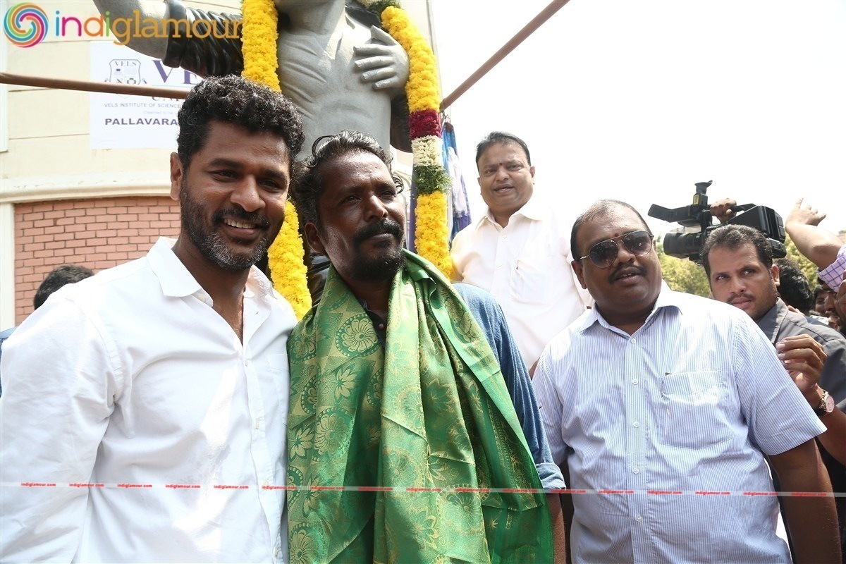 Michael Jackson Granite Statue Inauguration by Prabhu Deva Event hd photo