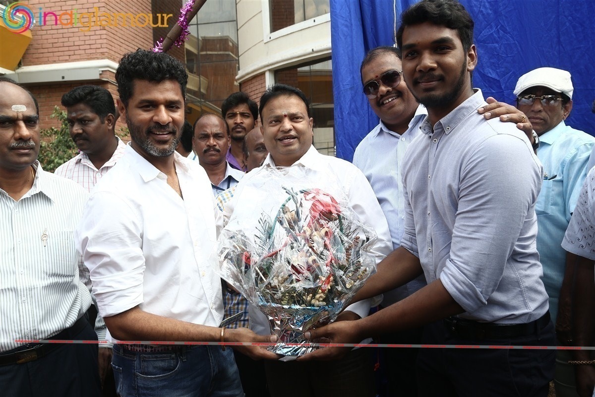 Michael Jackson Granite Statue Inauguration by Prabhu Deva Event hd photo