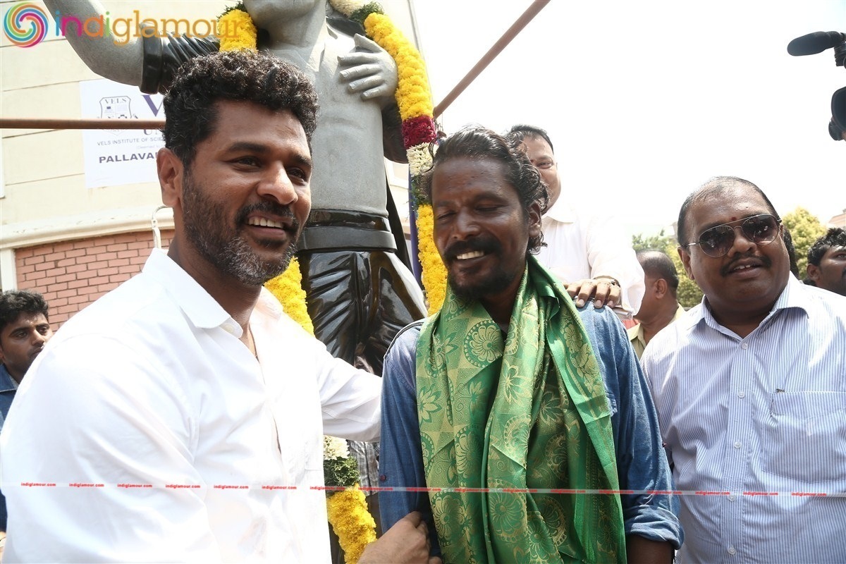 Michael Jackson Granite Statue Inauguration by Prabhu Deva Event hd photo