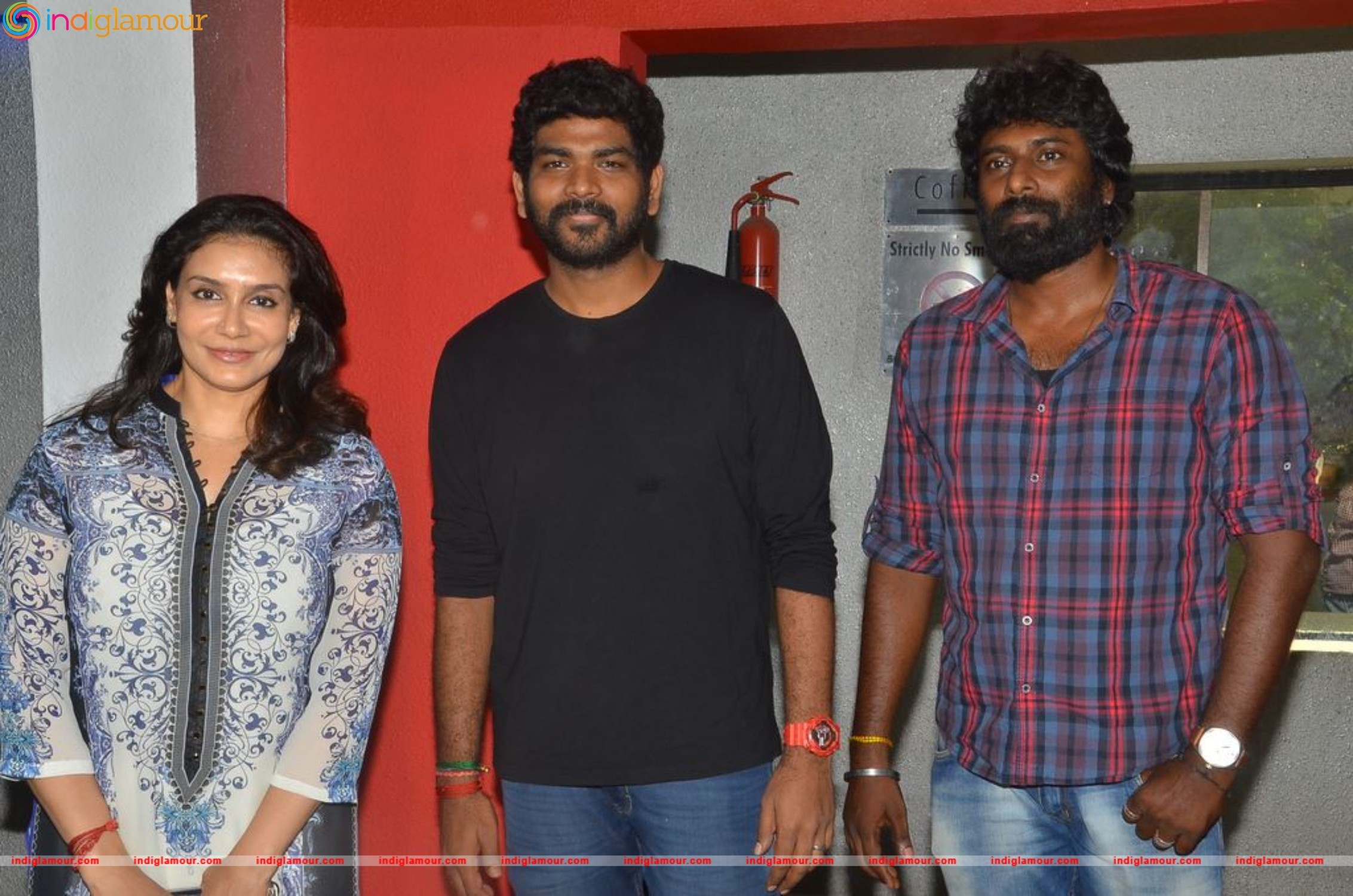Celebs at Jacobinte Swargarajyam Special Show Event hd photo