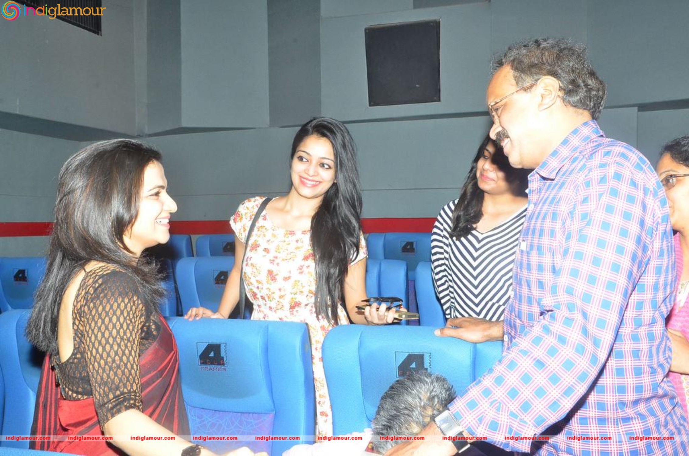 Celebs at Jacobinte Swargarajyam Special Show Event hd photo