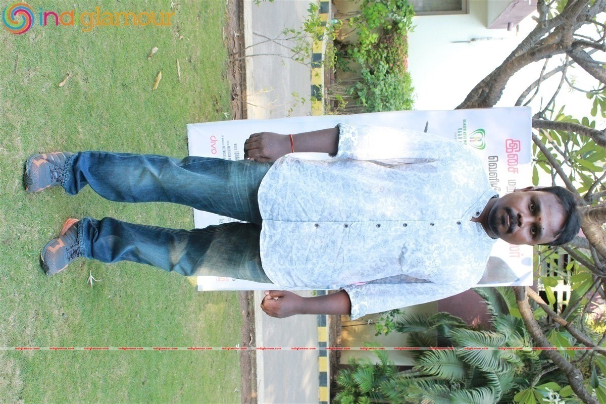 Saaral Movie Audio Launch Event hd photo