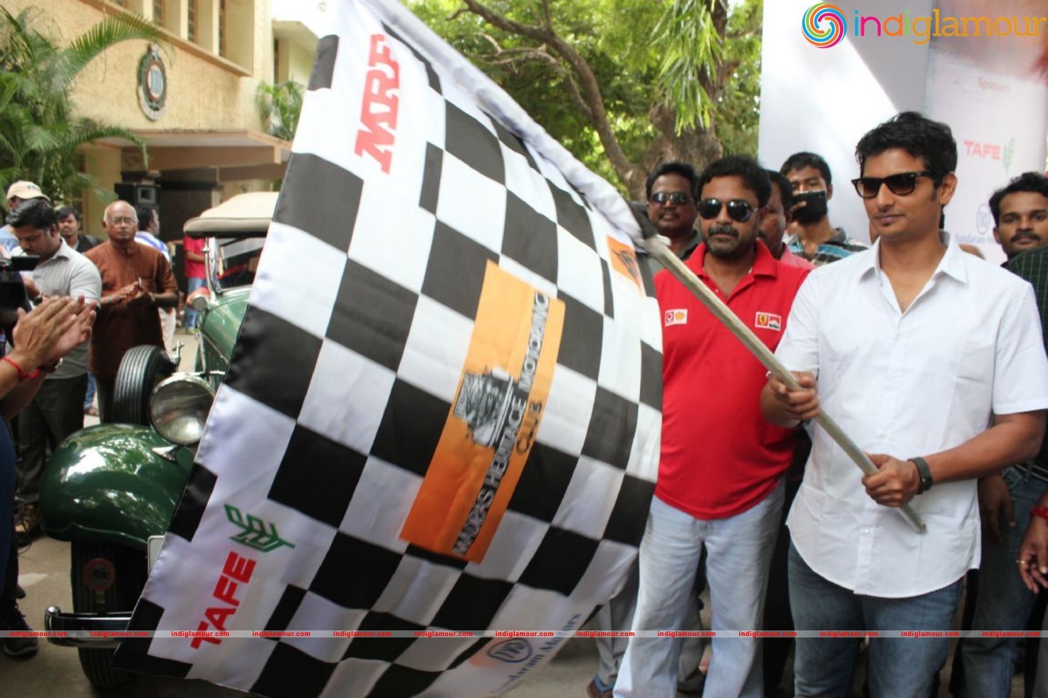Actor Jiiva Car Rally Photos Event hd photo