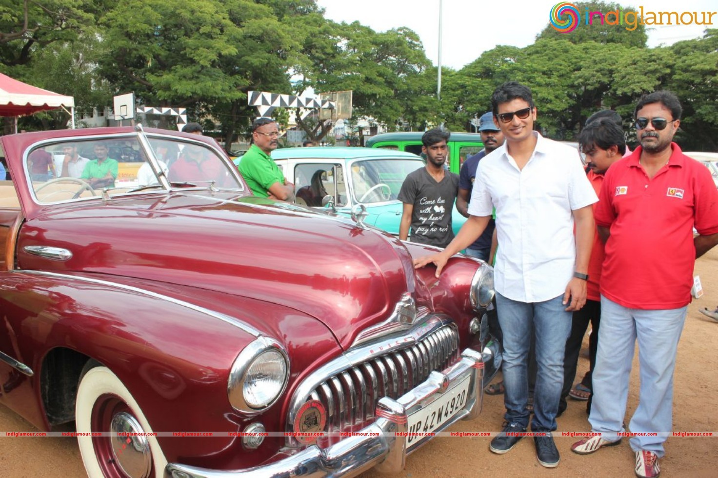 Actor Jiiva Car Rally Photos Event hd photo