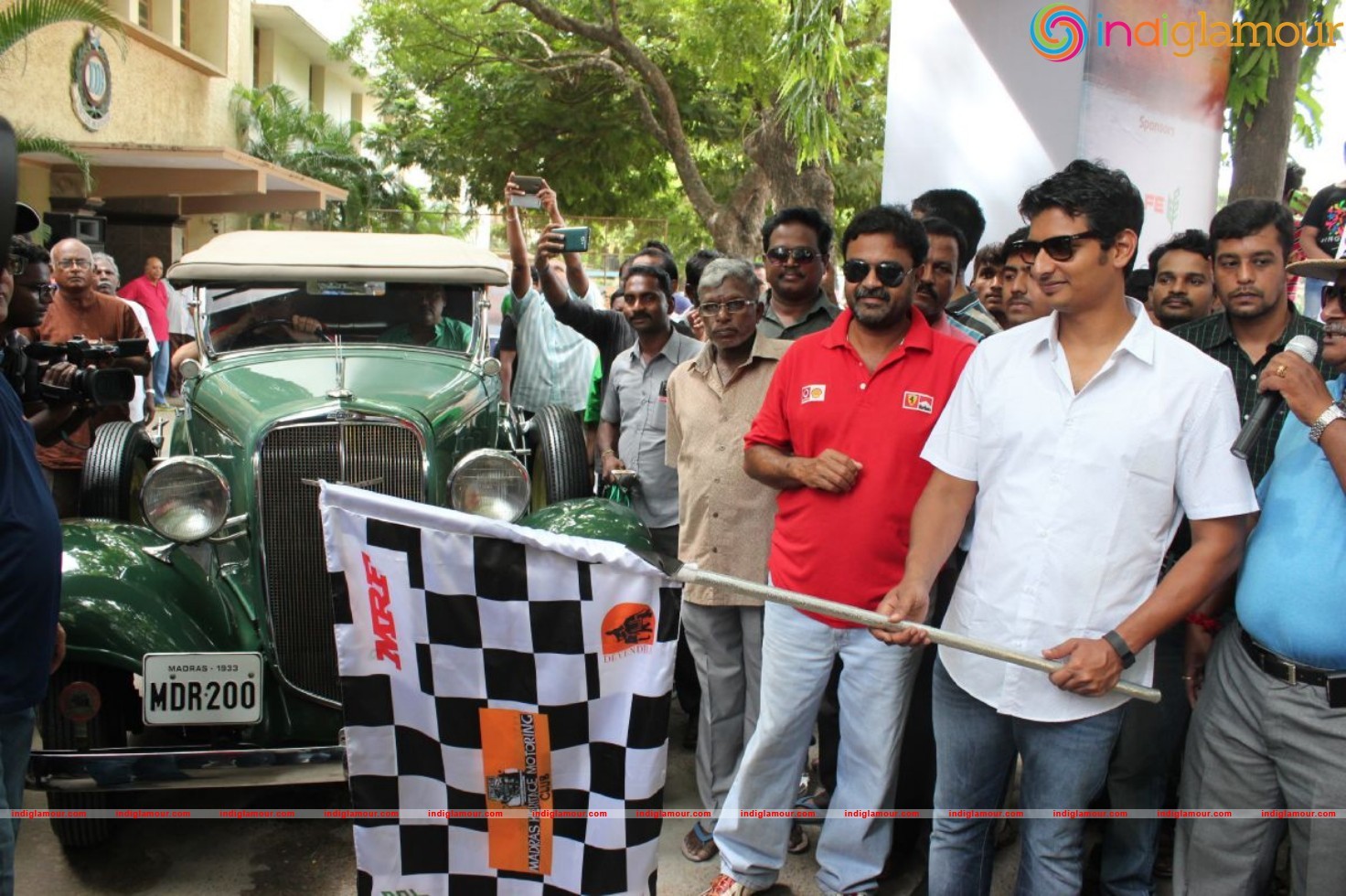 Actor Jiiva Car Rally Photos Event hd photo