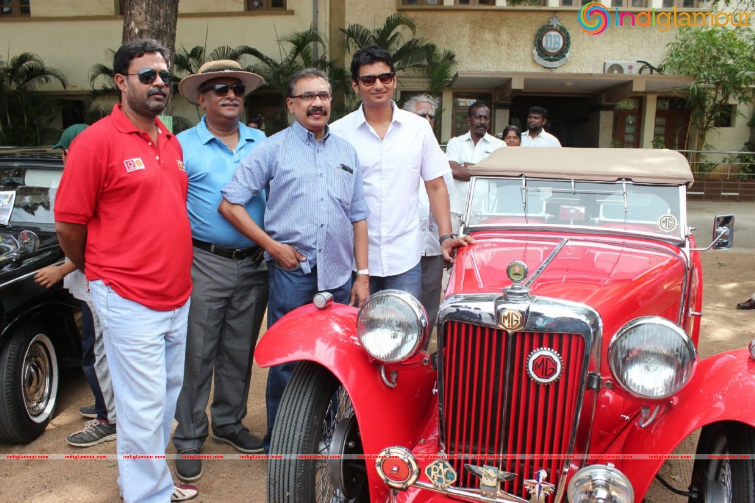 Actor Jiiva Car Rally Photos Event hd photo