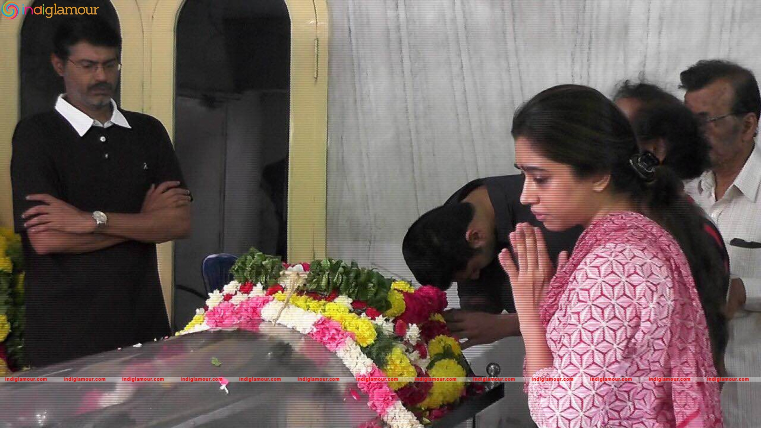 Celebrities Pays Last Respects To Vietnam Veedu Sundaram Event hd photo