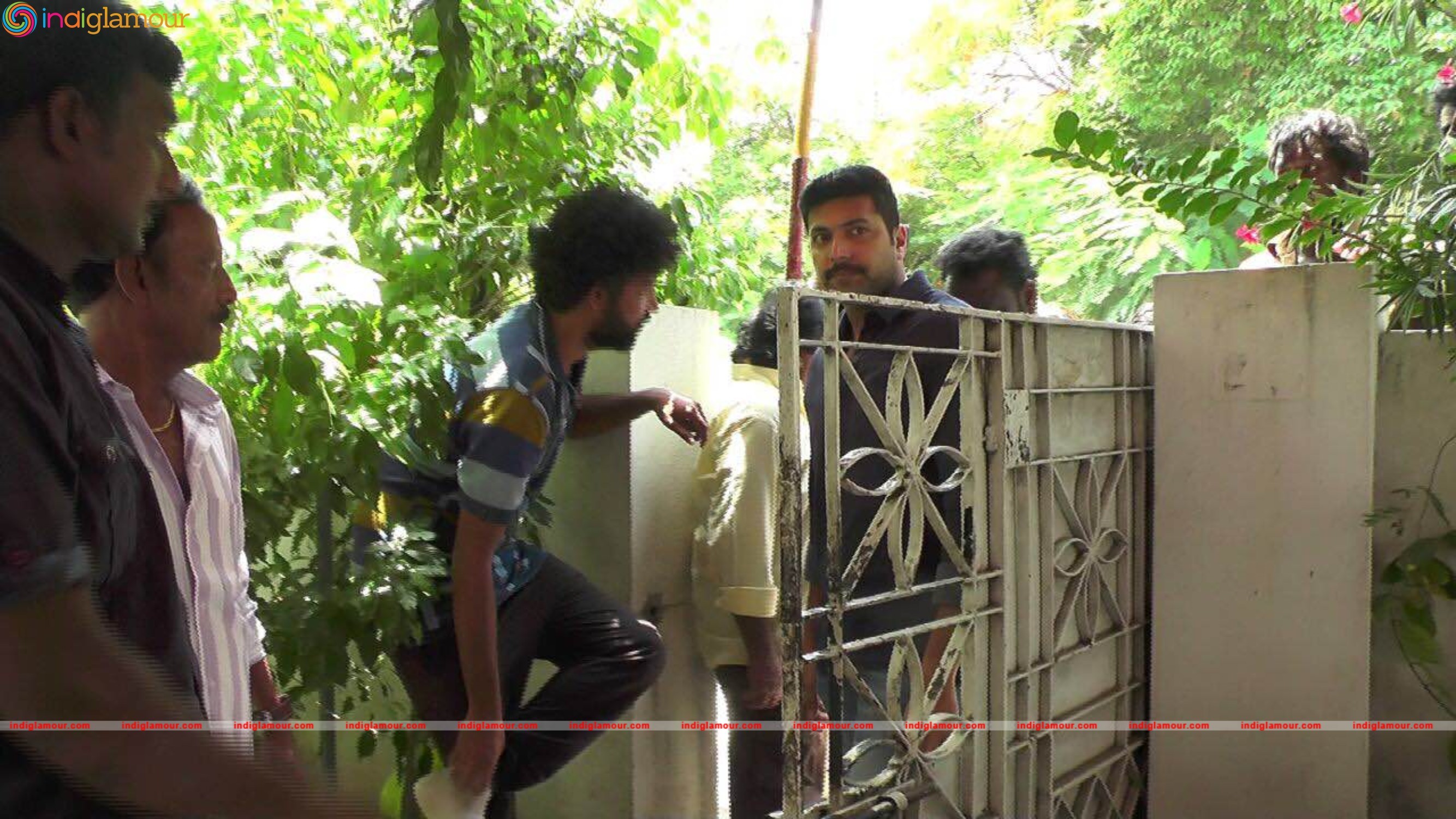 Celebrities Pays Last Respects To Vietnam Veedu Sundaram Event hd photo