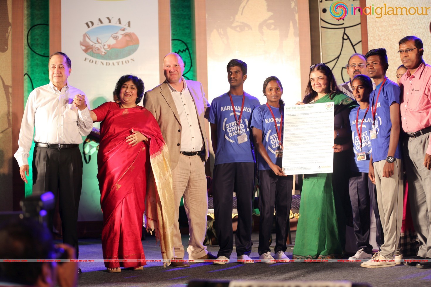 Latha RajiniKanth s Daya Foundations Project Abhayam Event hd photo