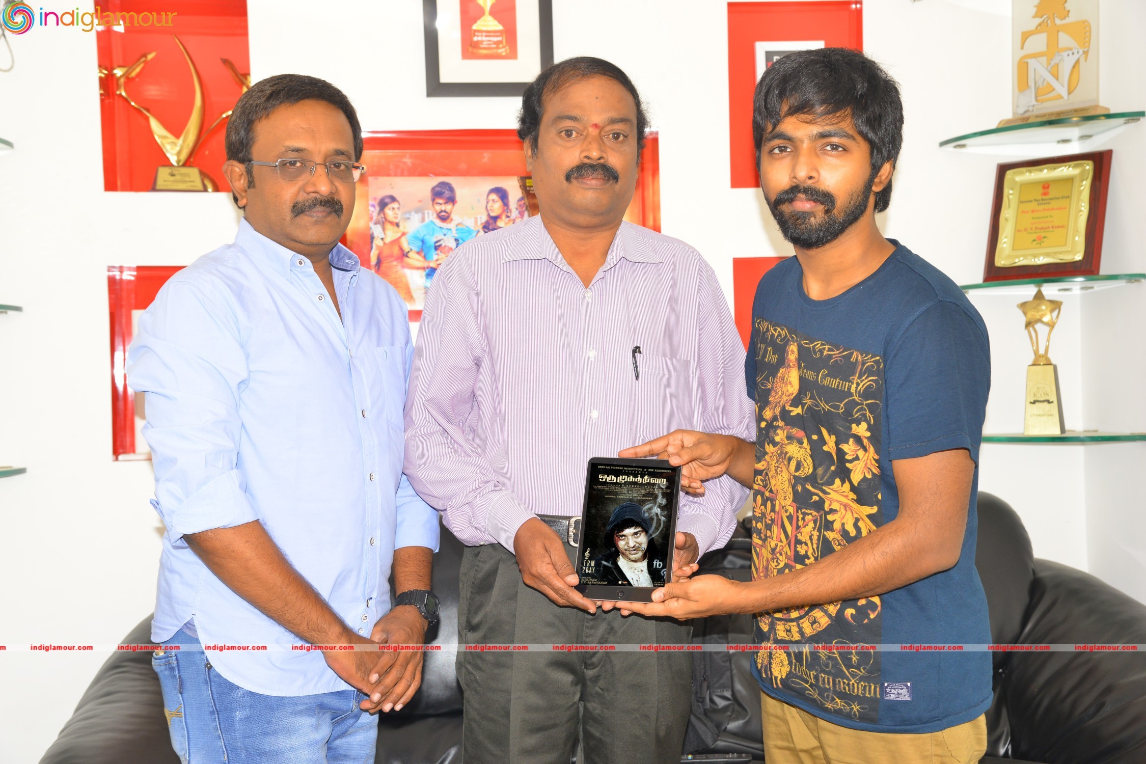 Audio Trailer Launch Stills of of Movie Oru Mugathirai Event hd photo