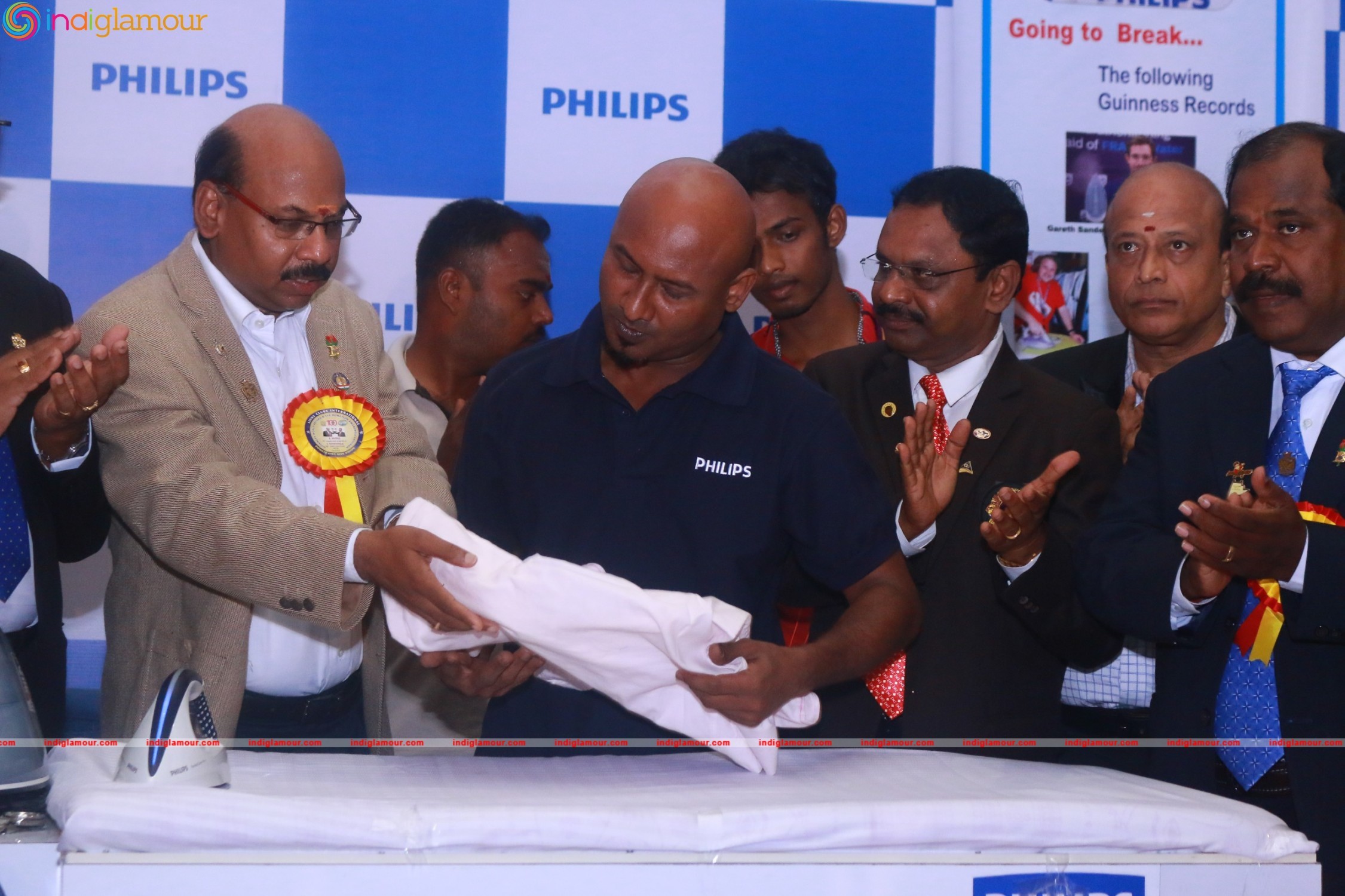 Event Stills of Inauguration function of Guiness World record of Ironing Marathon Event hd photo
