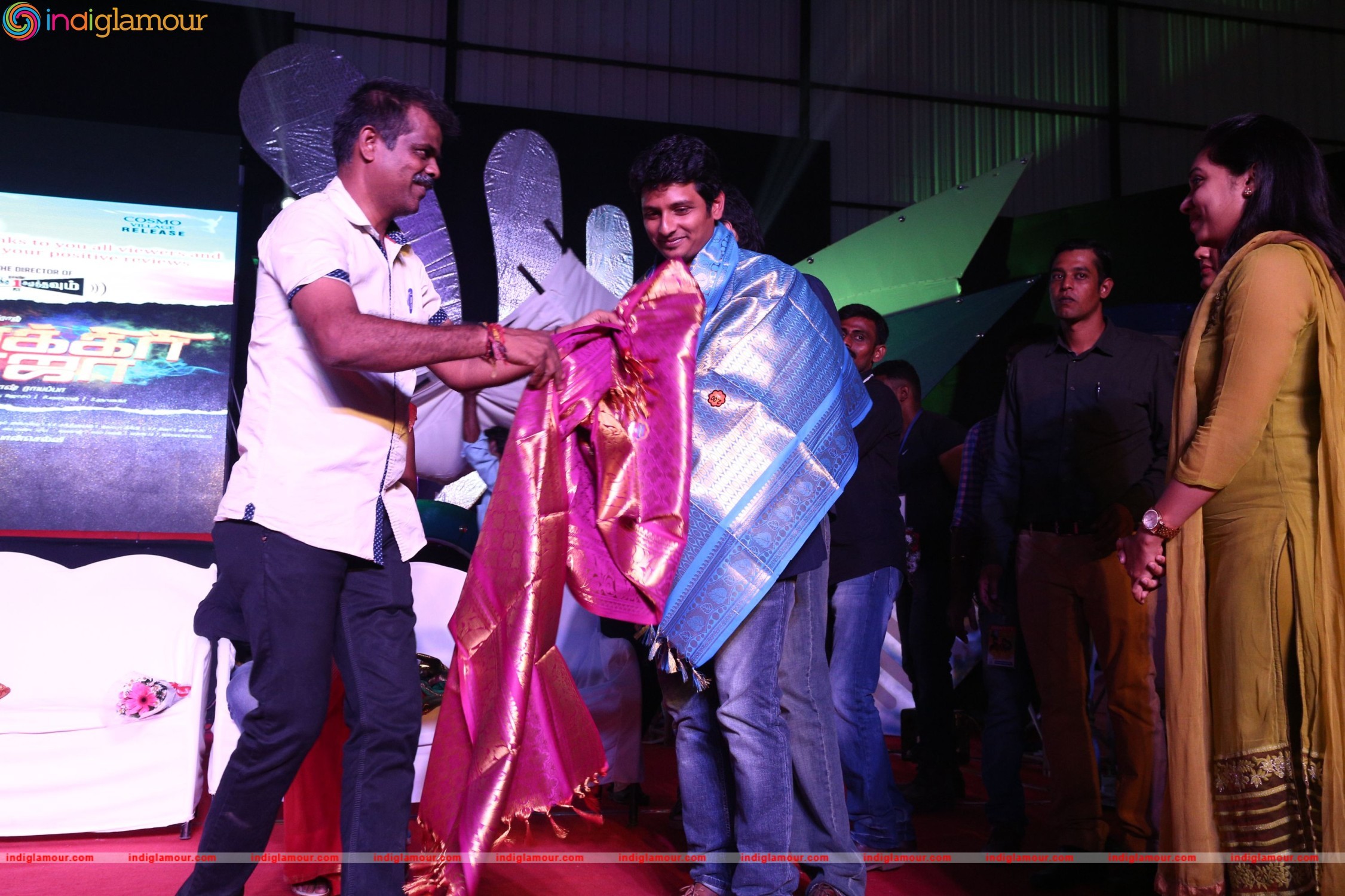 Pokkiri Raja Audio Launch Event hd photo