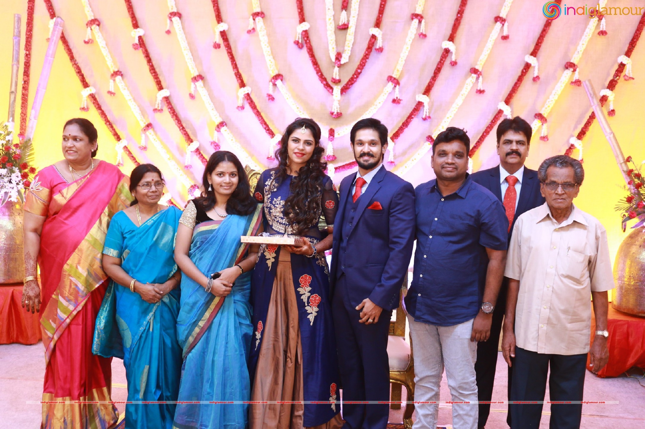 Actor Nakul Sruti Wedding Reception Event hd photo